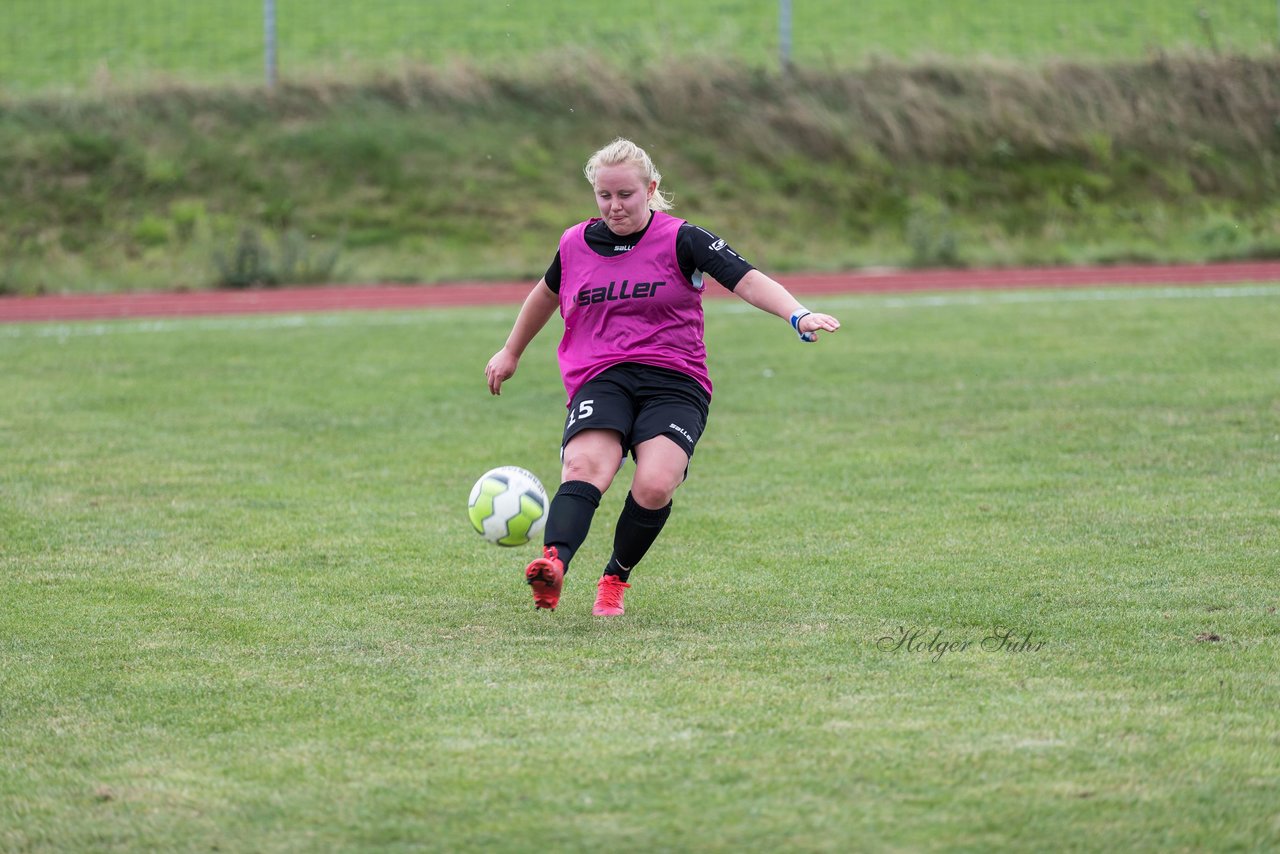 Bild 196 - Frauen Grossenasper SV - SV Steinhorst/Labenz : Ergebnis: 1:3